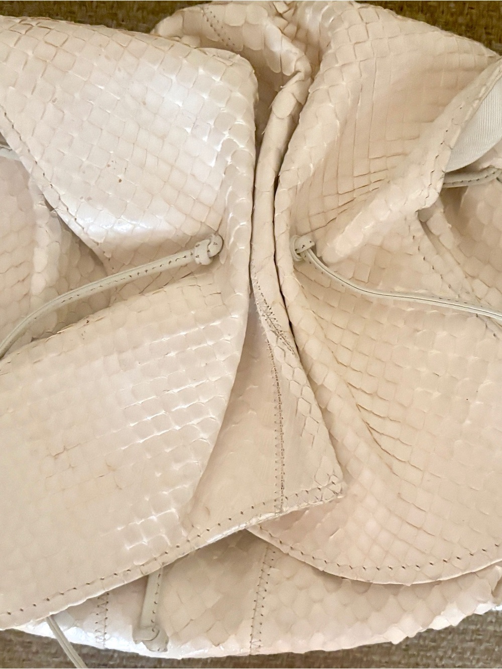 Carlos Falchi Woven-Effect Drawstring Crossbody Ivory